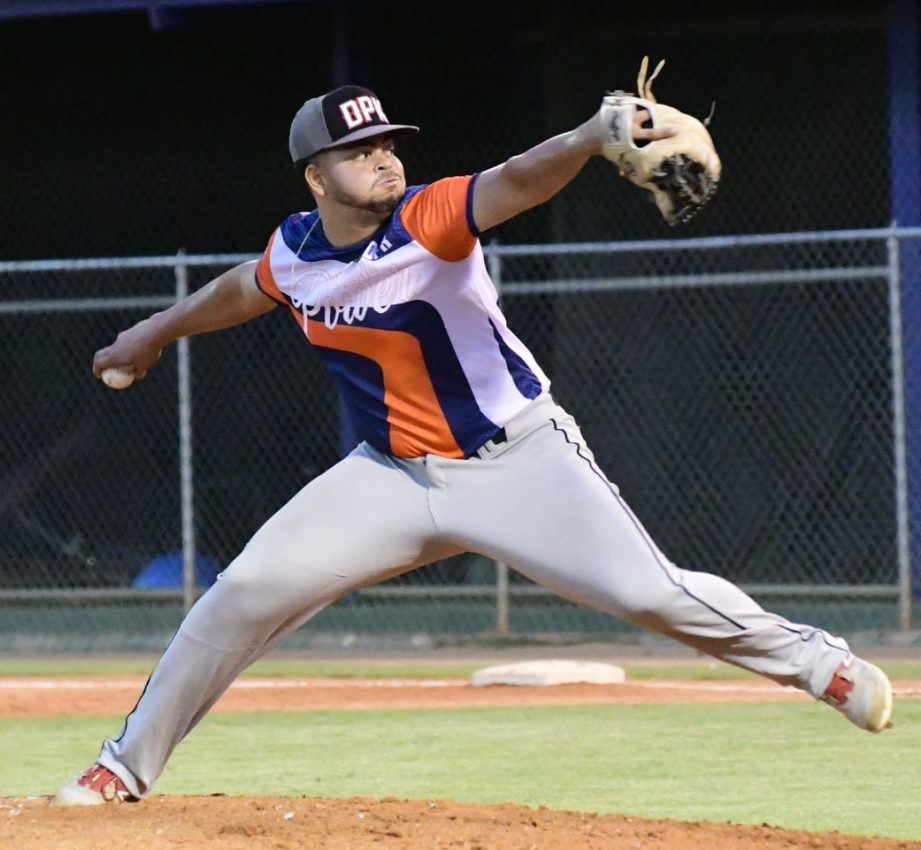 Manuel E. López ponchó 14 en triunfo de Naranja