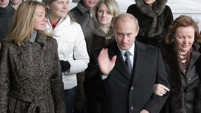 María, a la izquierda, junto a Putin y su exesposa Lyudmila.