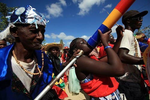 El gagá es una manifestación musical y de danza, con un componente religioso, cuya principal celebración tiene lugar durante el período de Semana Santa.