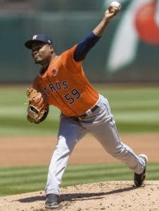 Framber Valdez luce su calidad desde el montículo de los Astros