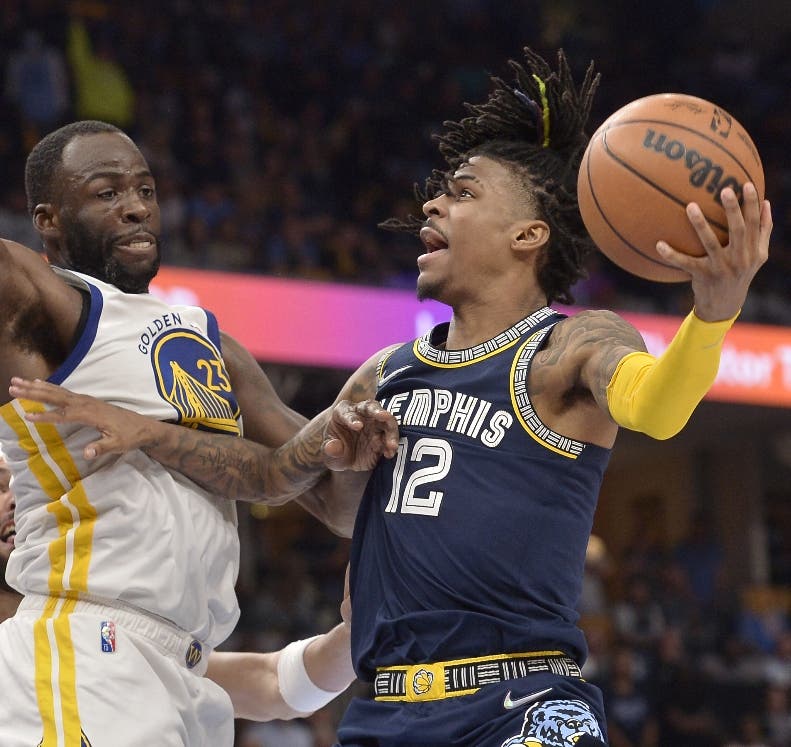 Ja Morant Brilla en medio juego “sucio”