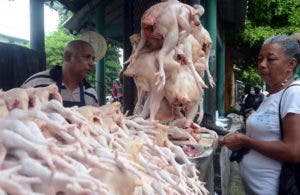 ¿Realmente ayuda importar pollo? El PLD cuestiona la decisión gubernamental
