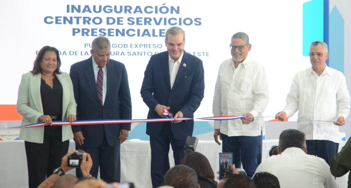Abinader pone en servicio punto GOB