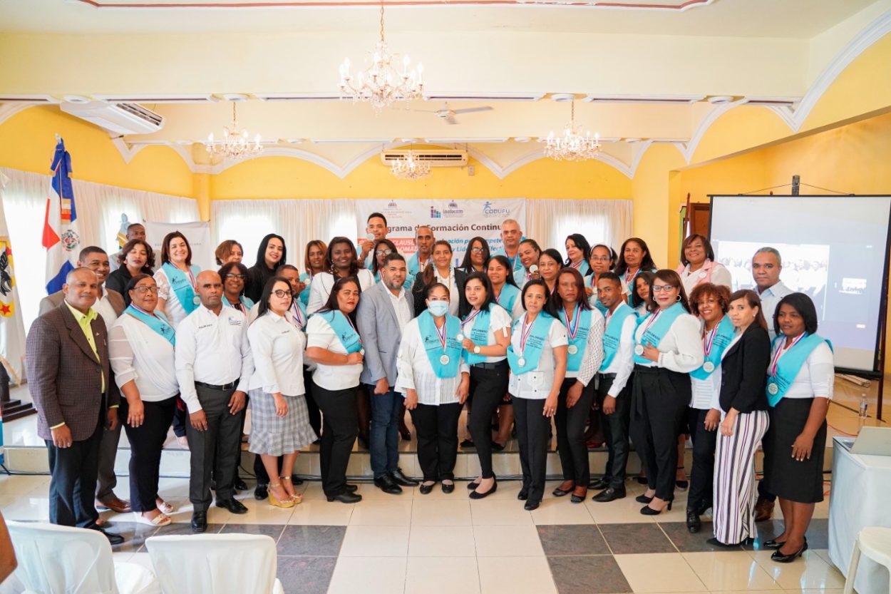 Realizan diplomado para formar líderes