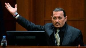 Depp llama «descabelladas» acusaciones Amber Heard