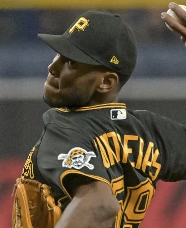 Piratas confían en potencial de Roansy Contreras