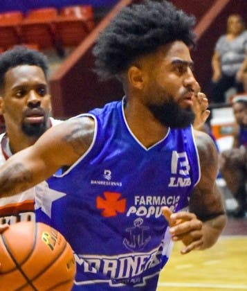 Marineros triunfan; Polanco: 26