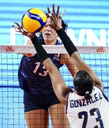 EEUU vence a las Reinas en voleibol