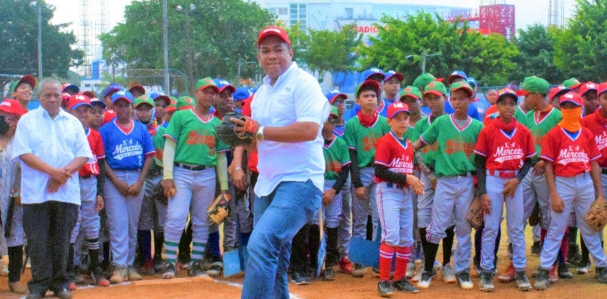 Estrellas Pedro Antonio Ganan en torneo Liga Mercedes