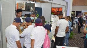 Valora importancia del sector ferretero