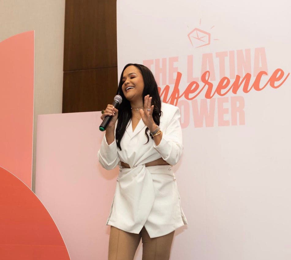 Ángela Romero debuta como coach y motivadora