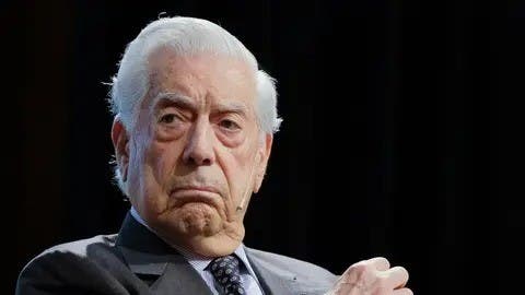 Vargas Llosa espera que victoria de Petro sea «un accidente enmendable»