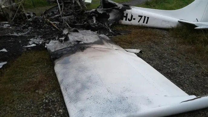 Tres personas mueren carbonizadas en accidente aéreo en Brasil