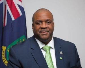 Exprimer ministro Fahie, en libertad bajo fianza y con limitaciones de fuga