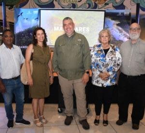 Inauguran muestra «Manglar de la vida»