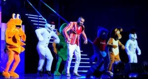 Niños de Punta Cana  dan bienvenida al verano