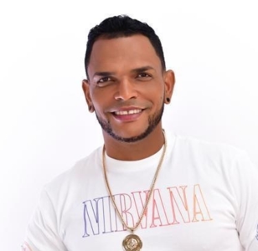 Melvin Cesarín lanza álbum