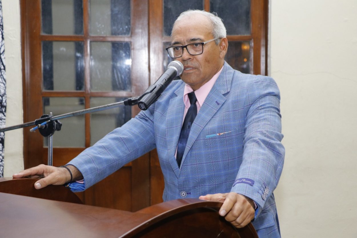 Gantier asume presidencia Salón Fama San Pedro de Macorís