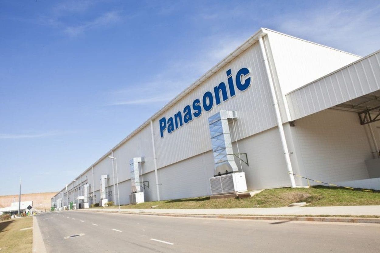 Panasonic instalará en Kansas una de las mayores plantas de baterías de litio
