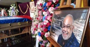Cubanos dan el último adiós al pianista César “Pupy” Pedroso