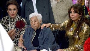 Laura Zapata acusa a Thalía de no ayudar con gastos del funeral de su abuela