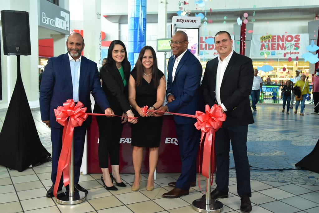 Datacrédito abre segunda clínica financiera