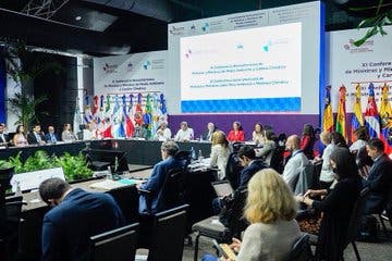 Plenaria de  la XI Conferencia Iberoamericana de Ministras y Ministros de Medio Ambiente, trata el tema del cambio climático, con la participación de 22 países de la región y se extenderá hasta el martes.