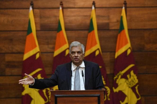 El primer ministro de Sri Lanka accede a dimitir