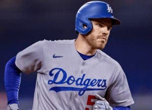 Freeman sustituye a dominicano Marte en la lista para el Juego de Estrellas