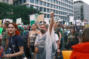 Organizaciones proabortistas de EEUU logran bloquear el veto en 6 estados