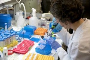 Vacunas contra el cáncer, una vía de estudio en pleno desarrollo