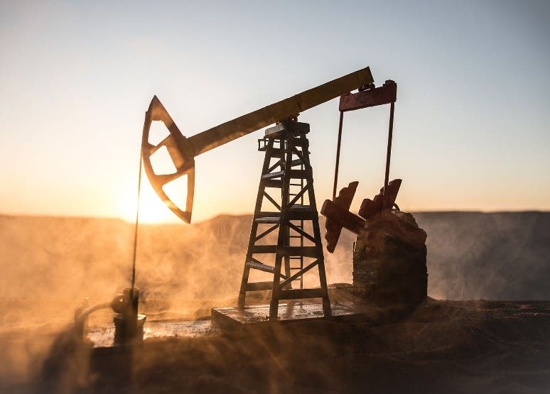 Petróleo Texas abre con caída de 5.21 por ciento