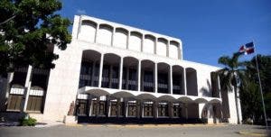 Productores deben asumir costo adicional en Gran Teatro Cibao