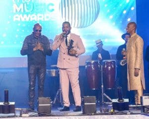 Celebran tercera edición de “Monitor latino Music Award”