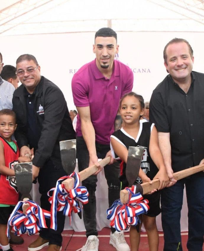 Chris Duarte agradece a Luis Abinader