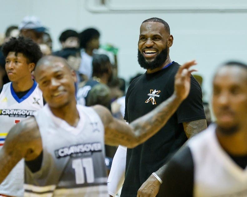 LeBron y Tatum deslumbran  multitud en Pro-Am  Seattle