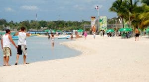 Harían Boca Chica un polo “modelo”