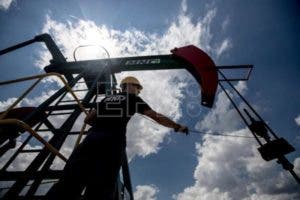 El petróleo Brent baja un 3,08 %, hasta 92,26 dólares