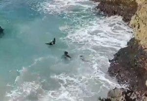 Buzos rescatan cadáver del Mar Caribe tras accidente