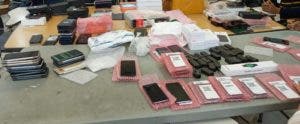 Decomisa contrabando de mercancías en aeropuerto de Punta Cana