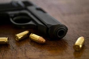 Ebrio que practicaba tiro al blanco mata a vecina