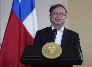 Petro busca subir impuestos a los más ricos de Colombia