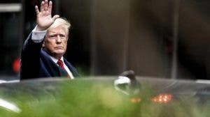 Un juez de Florida decidirá si se publican las razones del registro a Trump