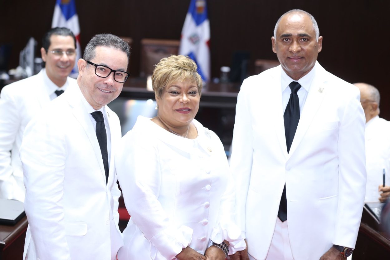 Julito Fulcar reelecto como vocero bloque diputados PRM