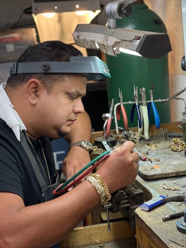 Manuel Beltrán, un cubano que triunfa en UU.EE