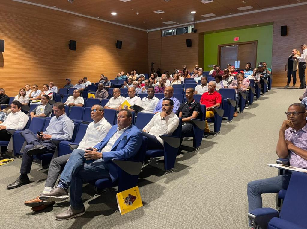 Promueve desarrollo de la economía nacional