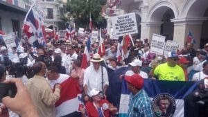 Duartianos piden comunidad internacional ayude estabilizar crisis Haití