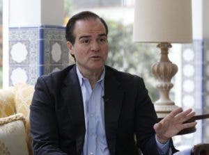 Destituido por decision unánime