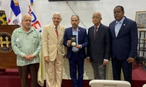 Circulan medallas en Día Enriquillo