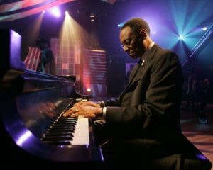 Fallece a los 87 años el pianista Ramsey Lewis, ganador de 3 Grammy